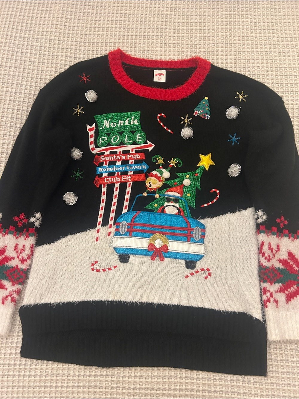 Holiday Graphic Christmas Elf Sweater with Red Trim 3D EUC
